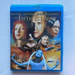 The Fifth Element movie Blu-Ray. Bruce Willis